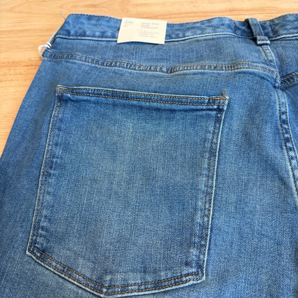 Universal Thread Women's Plus Size Medium Wash St… - image 8